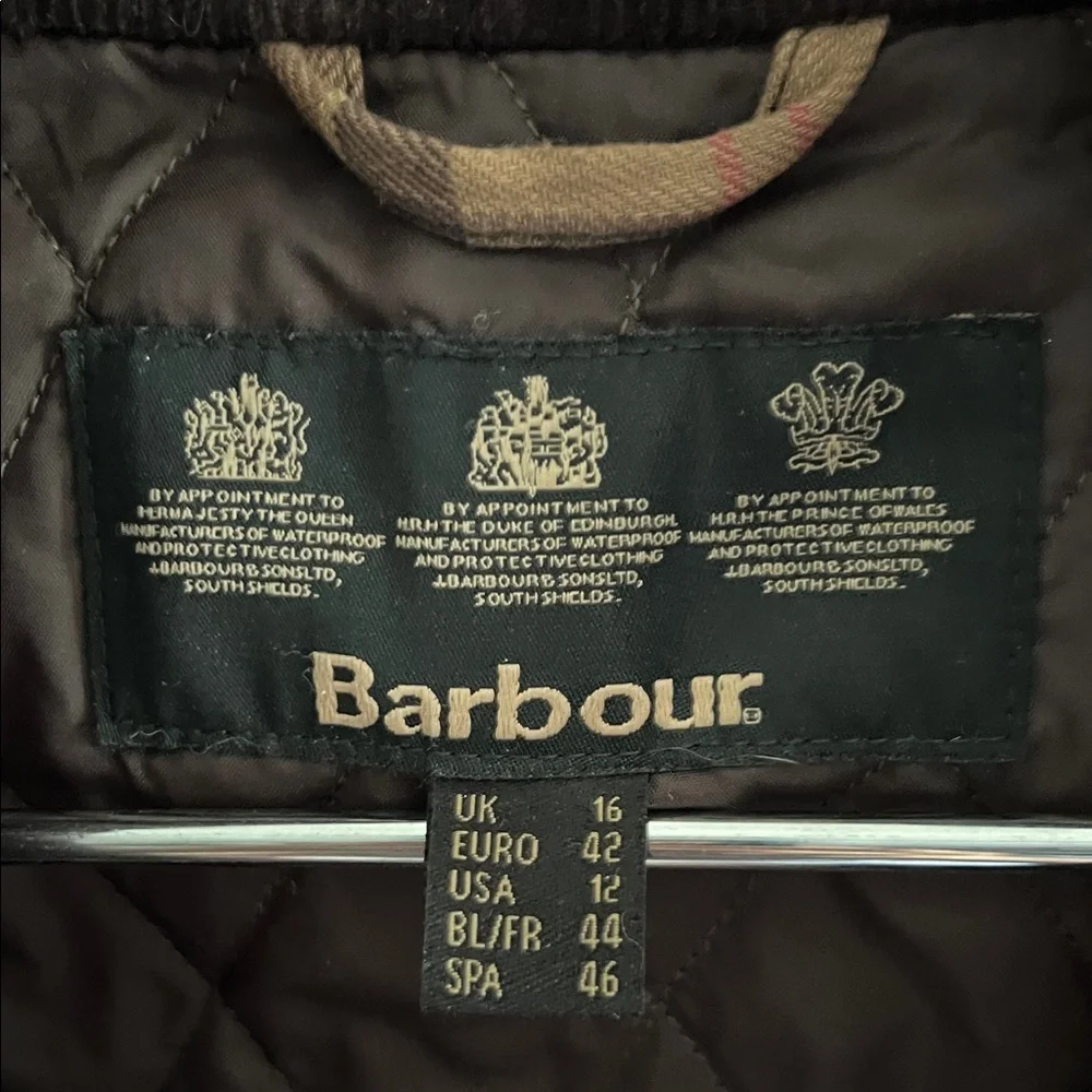 BARBOUR BELSAY Women’s Deep Brown Wax Cotton Coat with Quilting - Picture 3 of 13